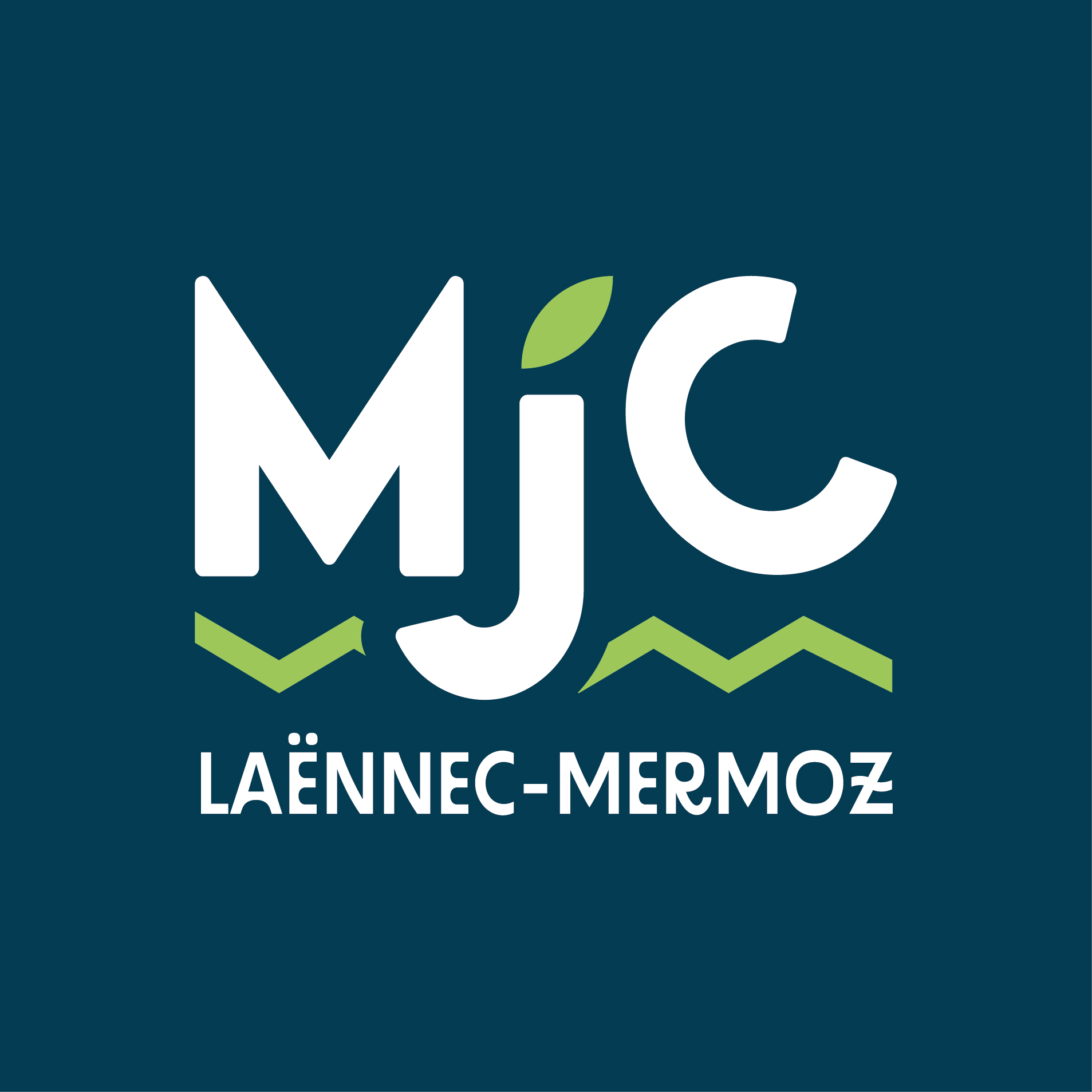 Logo MJC Laennec Mermoz. Logo sur fond bleu